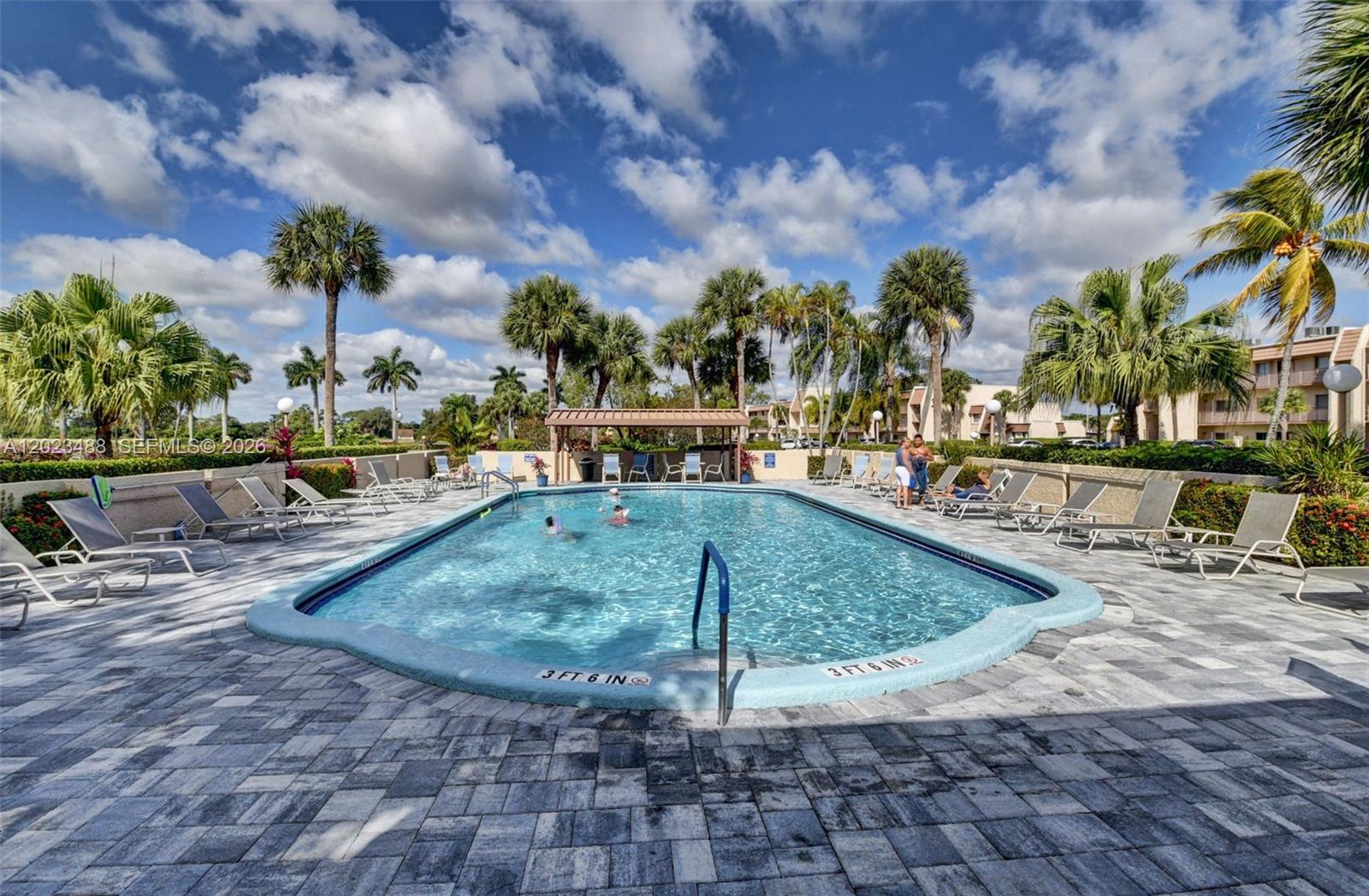 FOUNTAINS OF PALM BEACH C - Residential