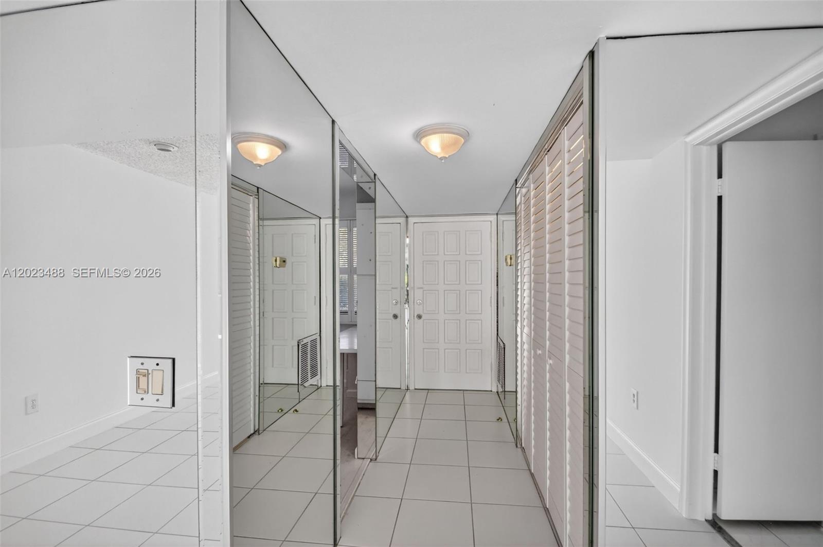 FOUNTAINS OF PALM BEACH C - Residential
