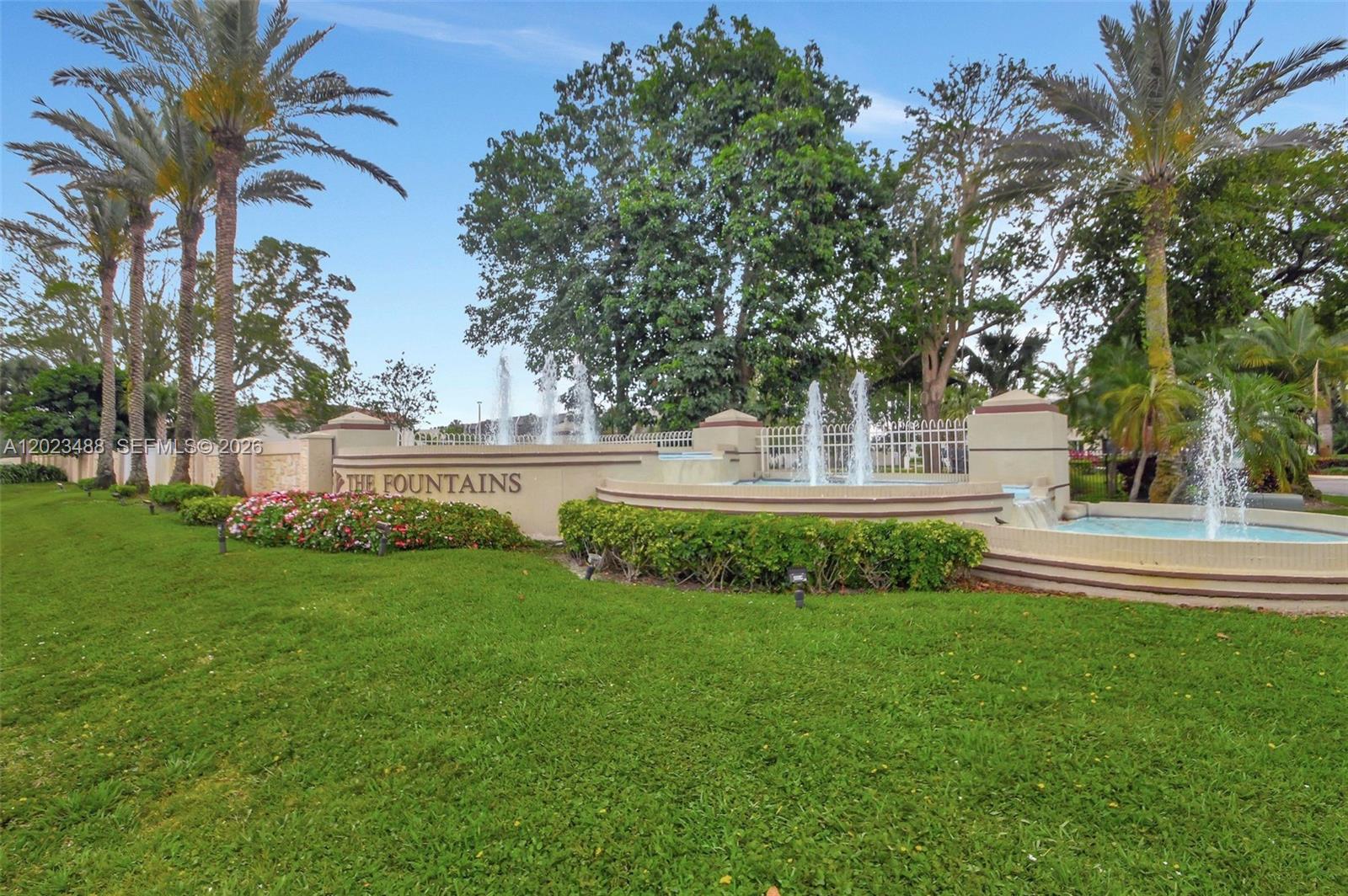 FOUNTAINS OF PALM BEACH C - Residential