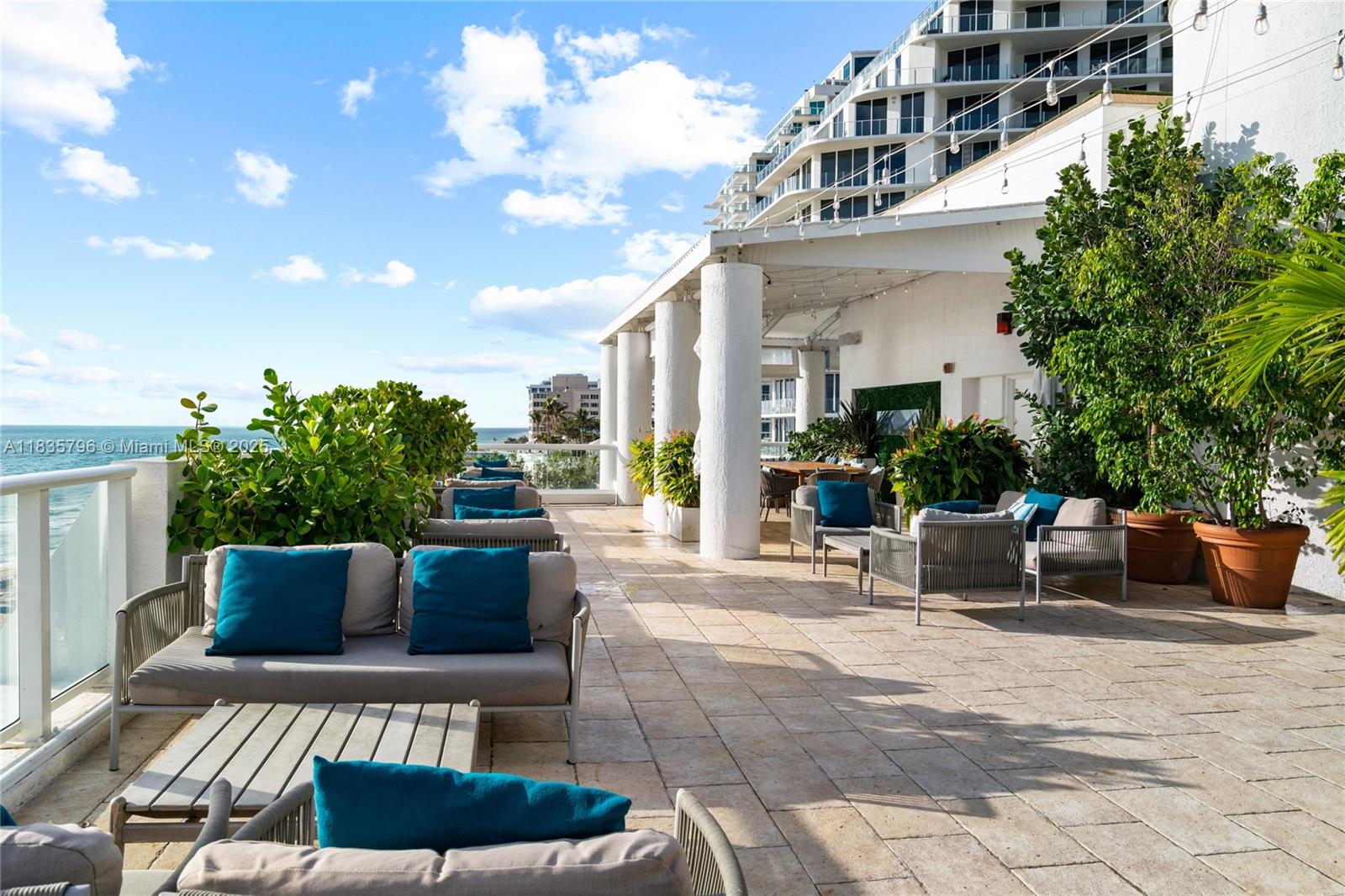 551 FLB CONDOMINIUM HOTEL - Residential