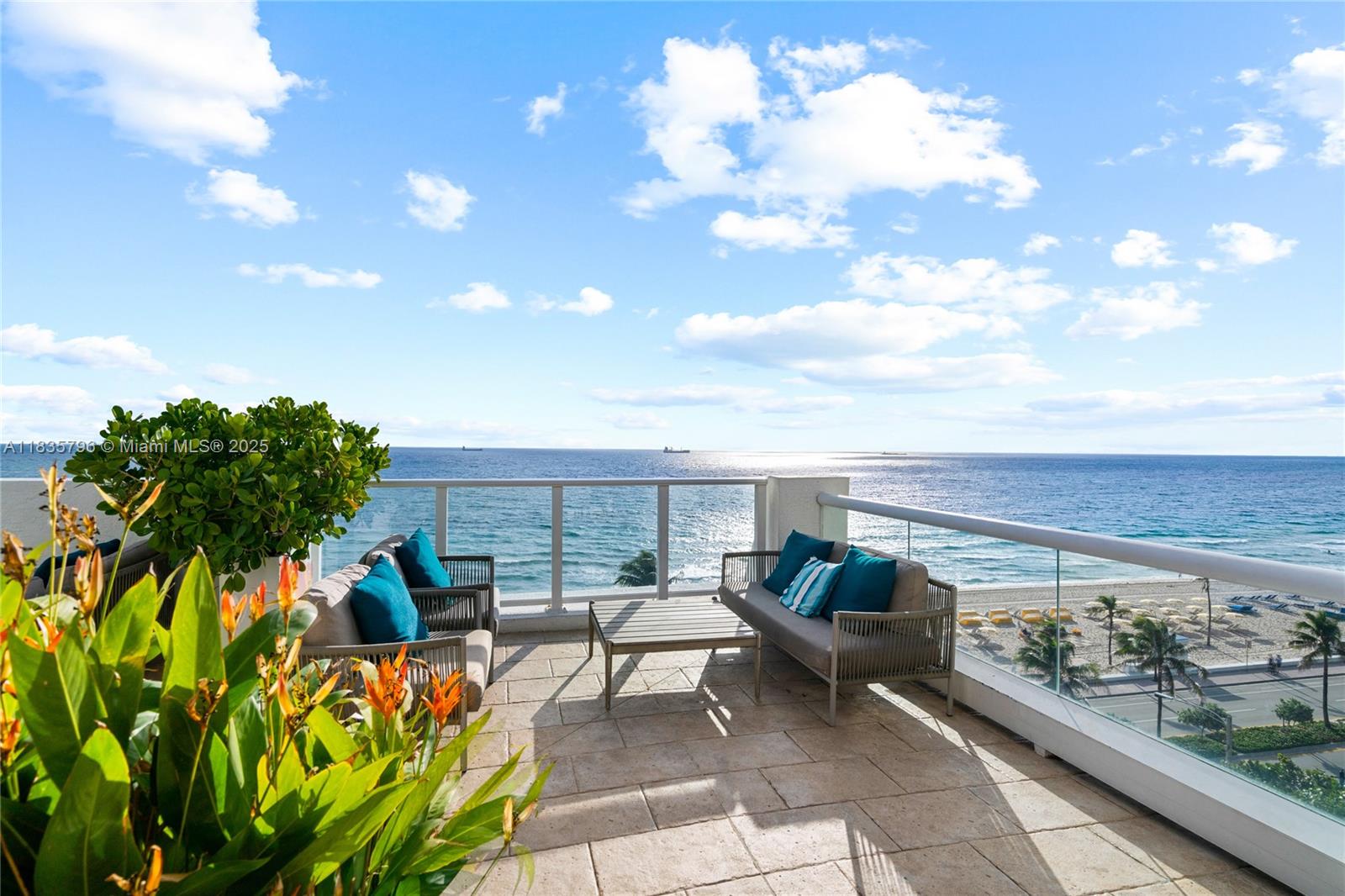 551 FLB CONDOMINIUM HOTEL - Residential