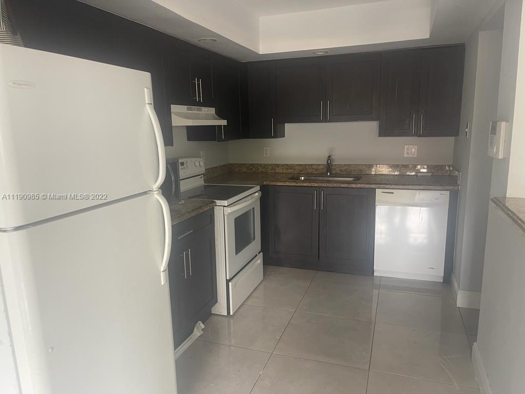 UNIVERSITY VILLAGE EAST 2 - Residential Lease