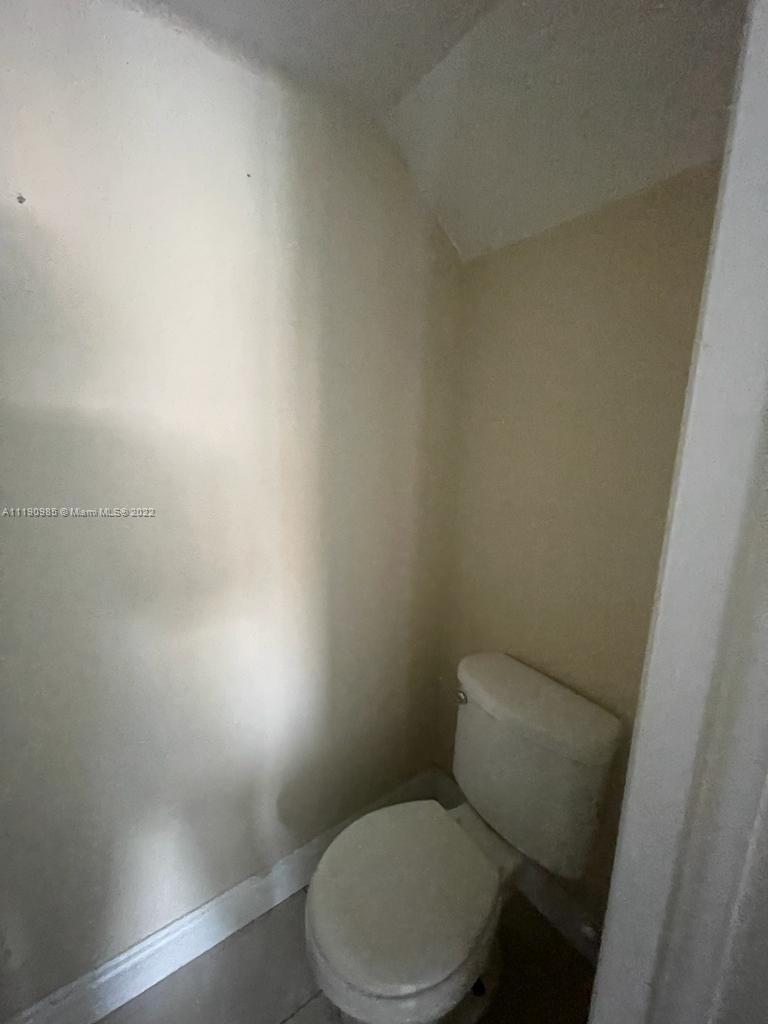 UNIVERSITY VILLAGE EAST 2 - Residential Lease