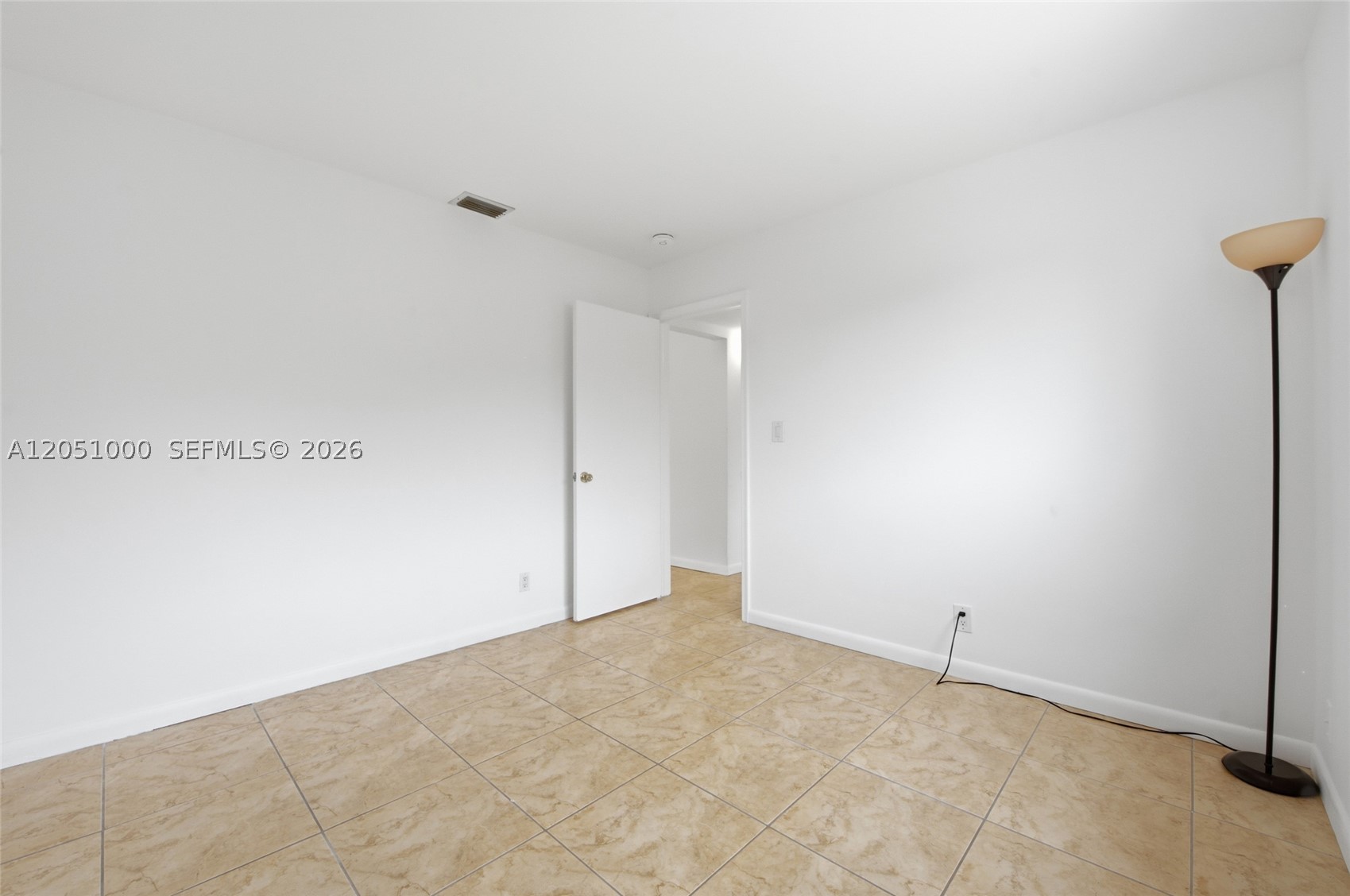 SUNSET ISLES SEC 2 - Residential