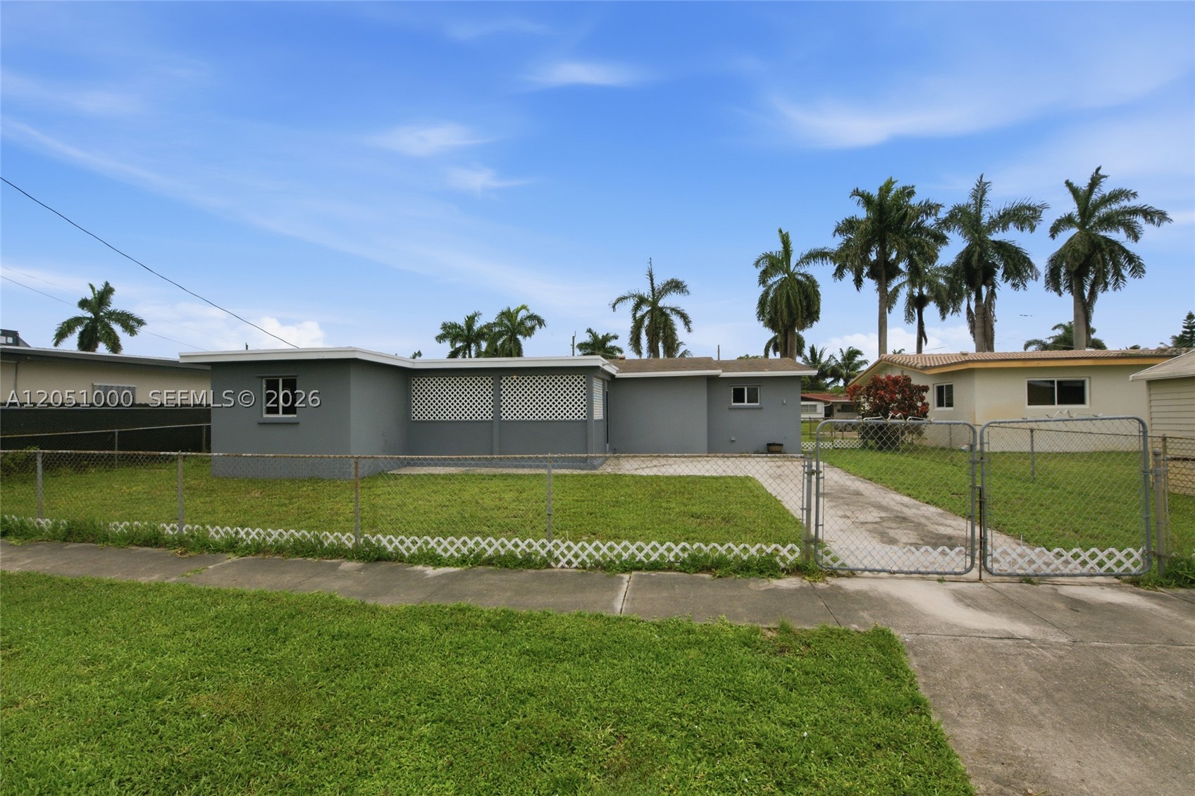 SUNSET ISLES SEC 2 - Residential