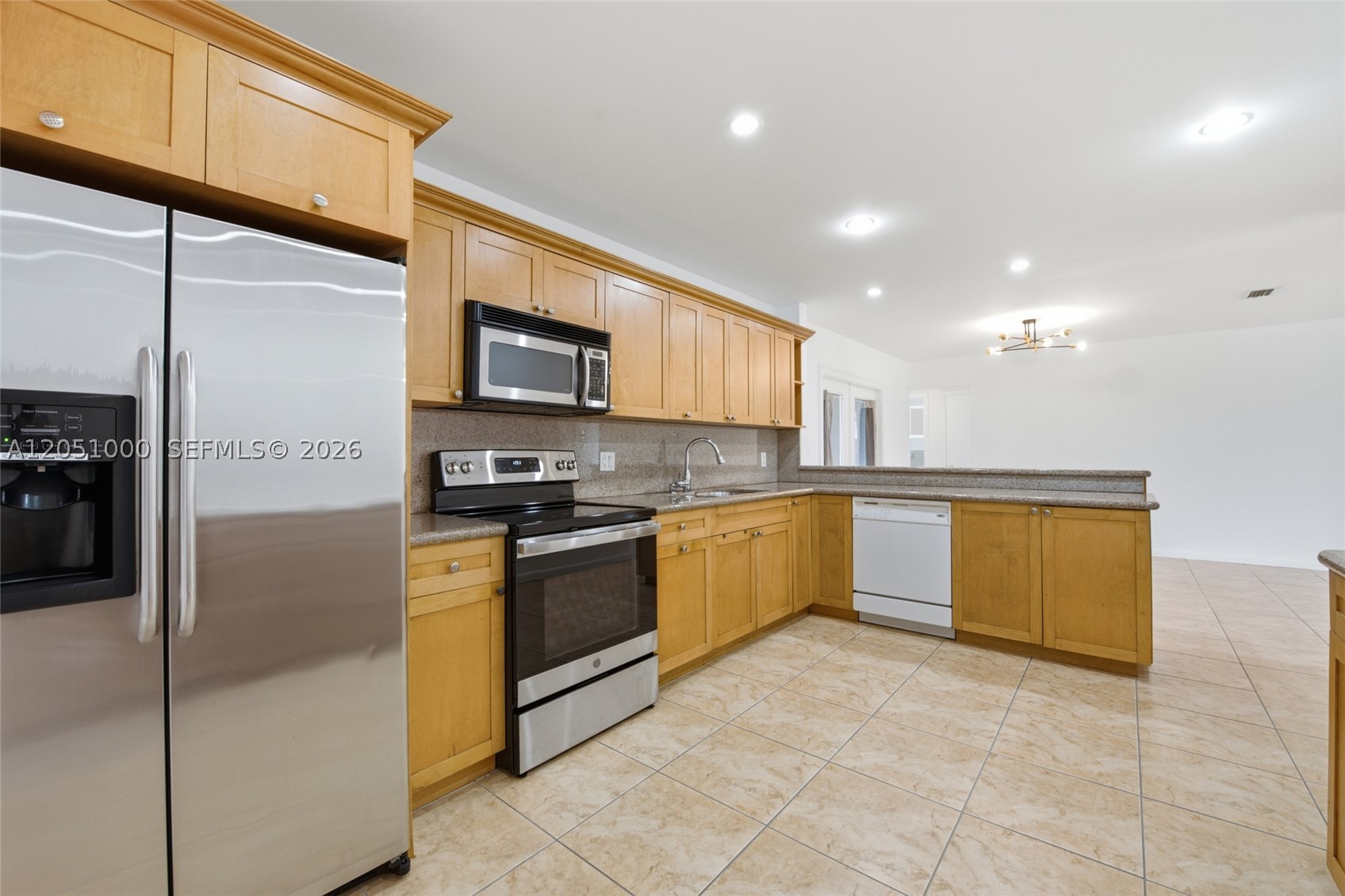 SUNSET ISLES SEC 2 - Residential