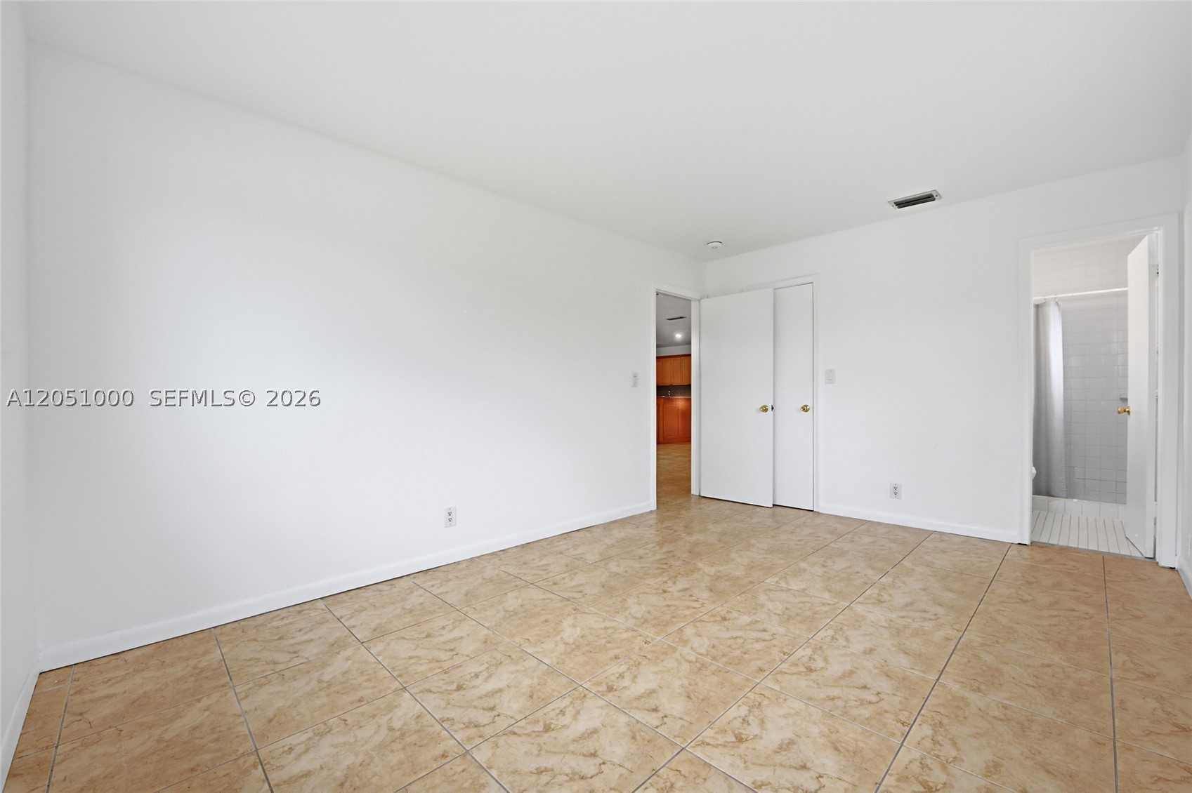 SUNSET ISLES SEC 2 - Residential
