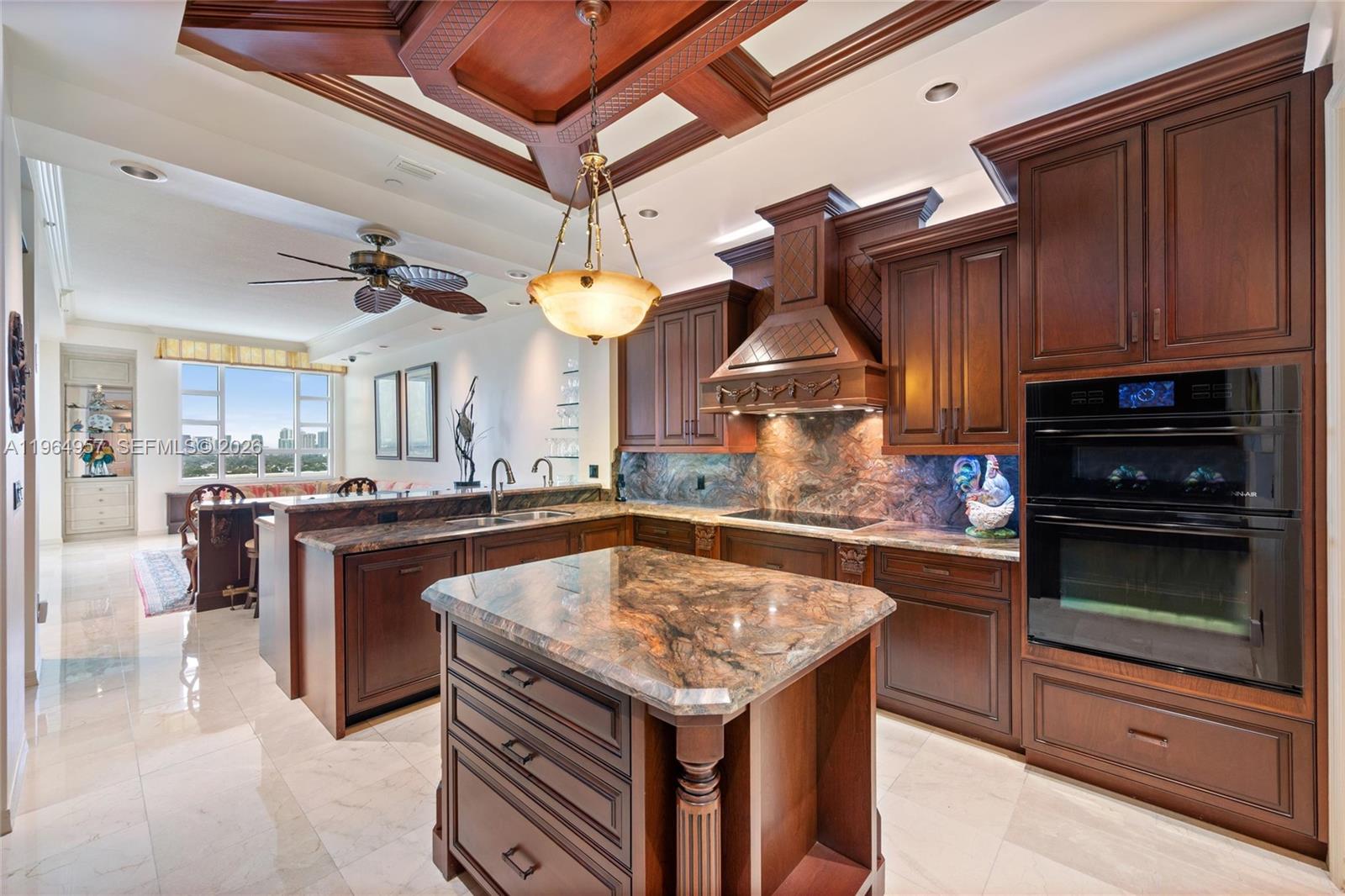 HARBOURAGE PLACE CONDO - Residential