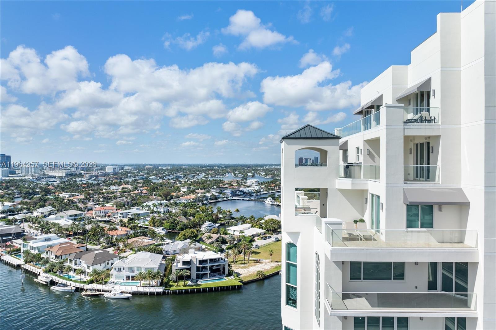 HARBOURAGE PLACE CONDO - Residential