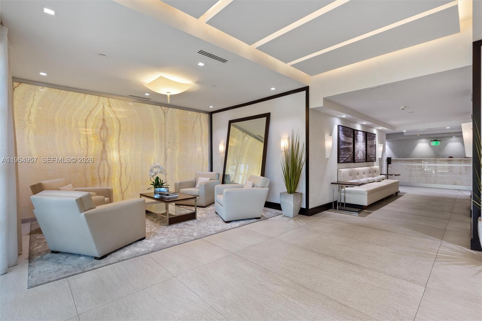 HARBOURAGE PLACE CONDO - Residential