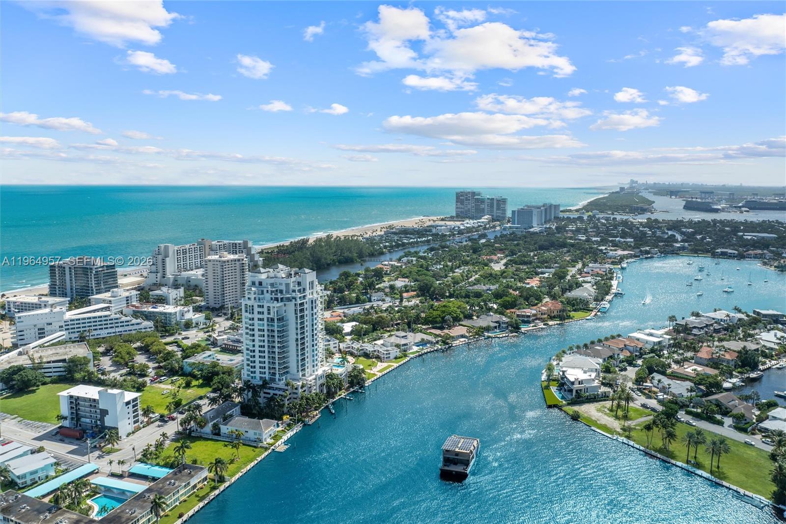 HARBOURAGE PLACE CONDO - Residential