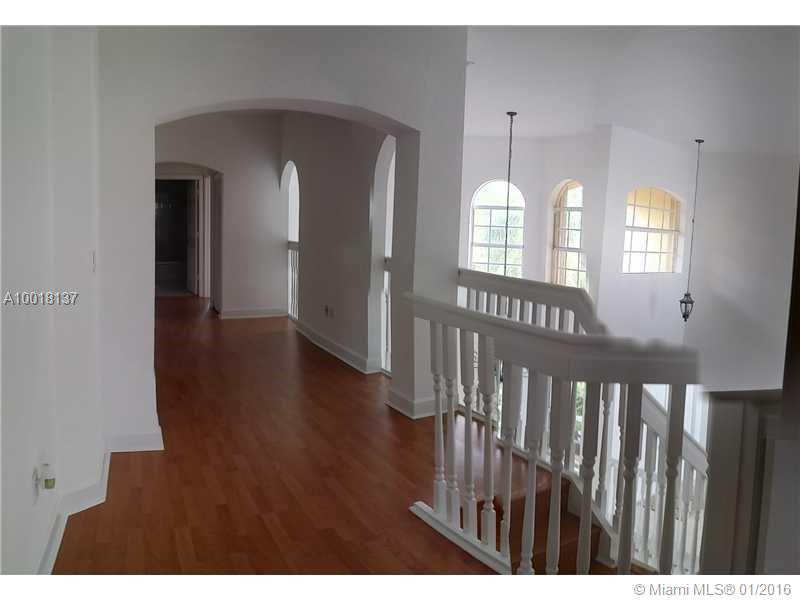 DORAL ISLES CATALINA - Residential