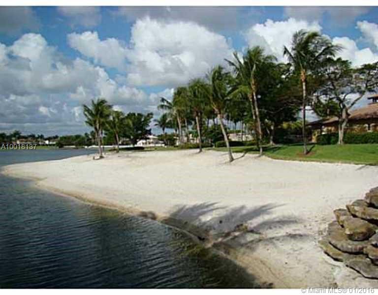 DORAL ISLES CATALINA - Residential