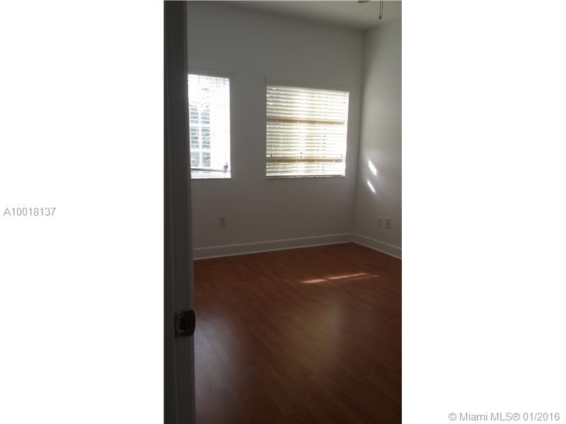 DORAL ISLES CATALINA - Residential