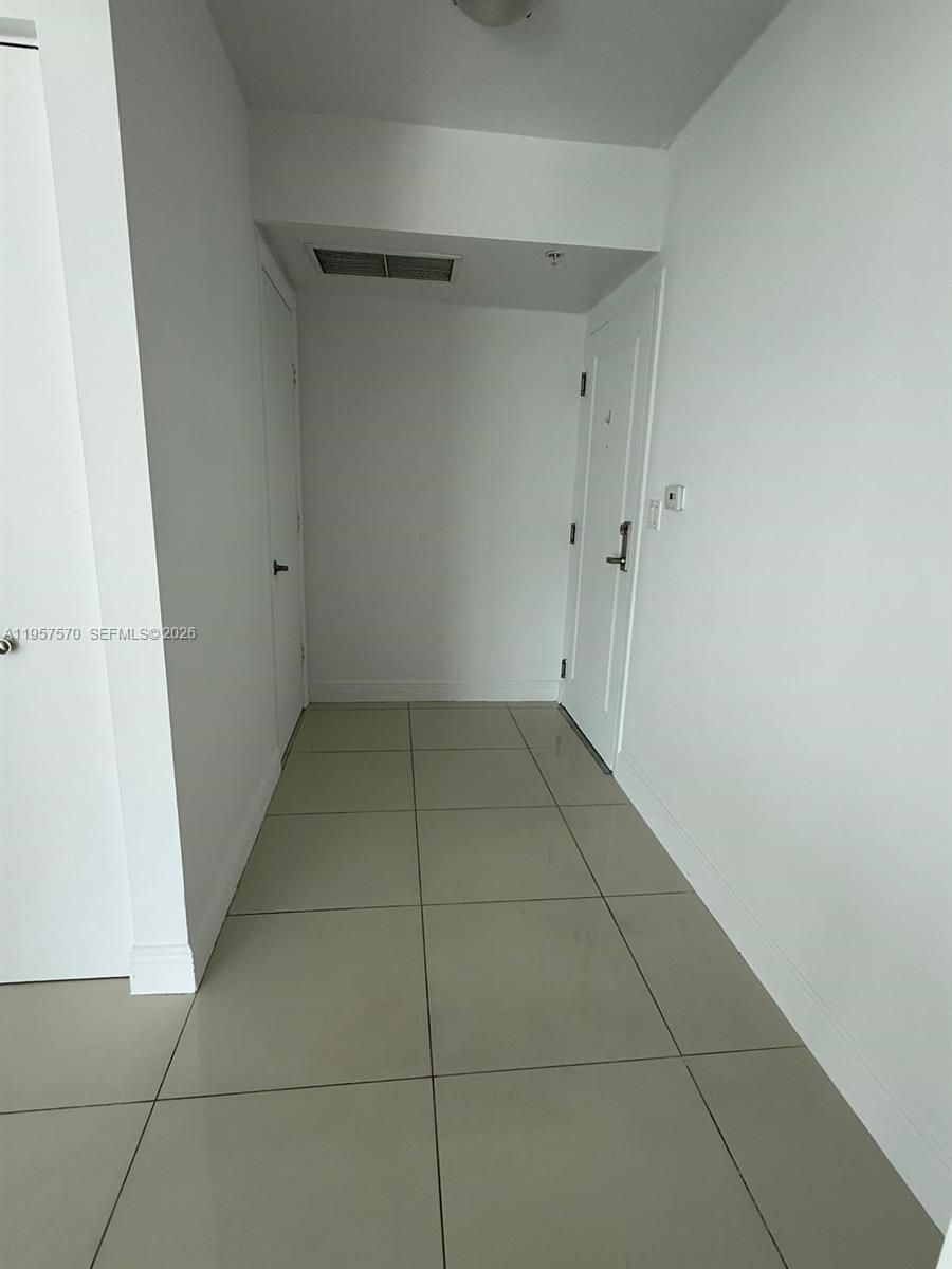 TERRAZAS RIVERPARK VILLAG - Residential