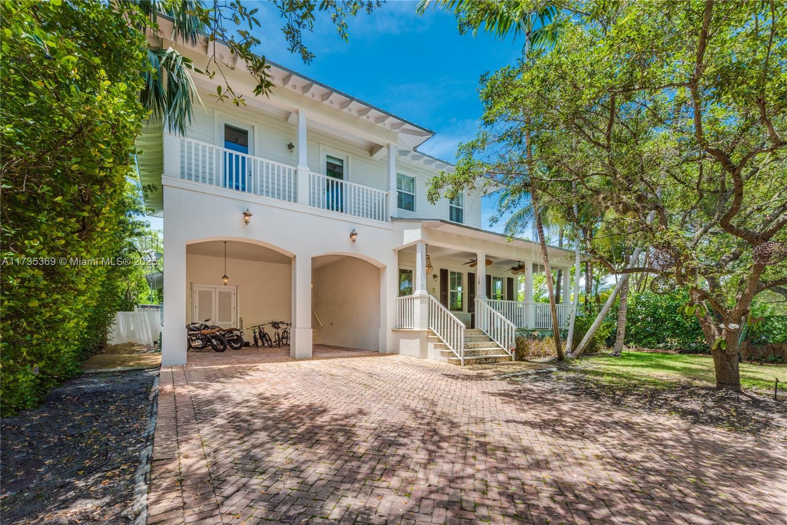 TROPICAL ISLE HOMES SUB 4 - Residential