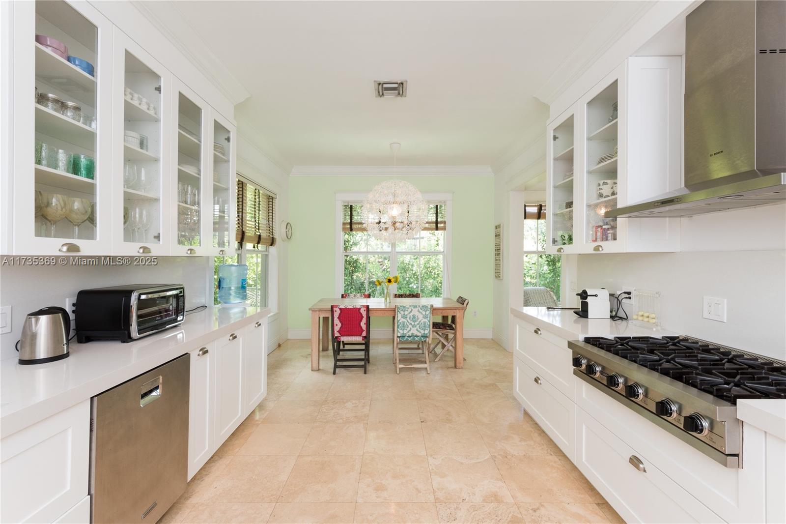 TROPICAL ISLE HOMES SUB 4 - Residential