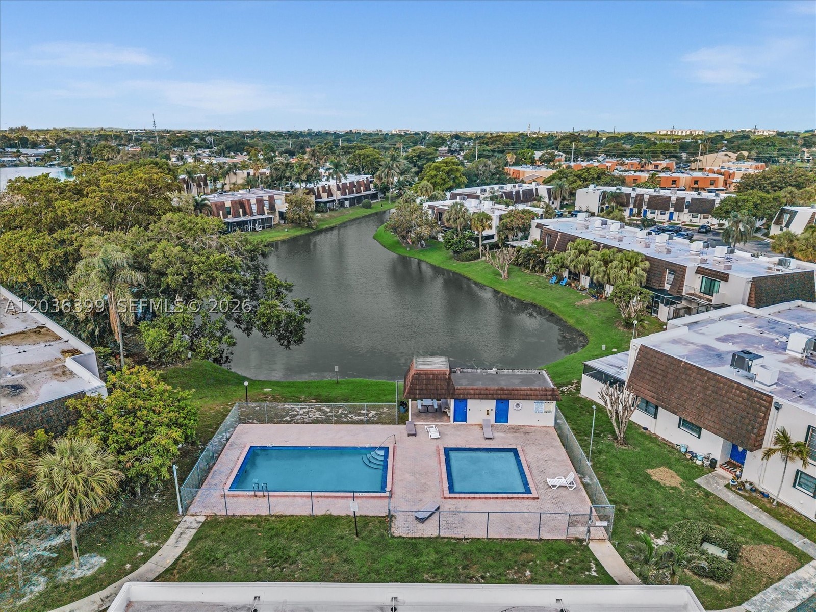 WESTVIEW CONDOMINIUM NO O - Residential