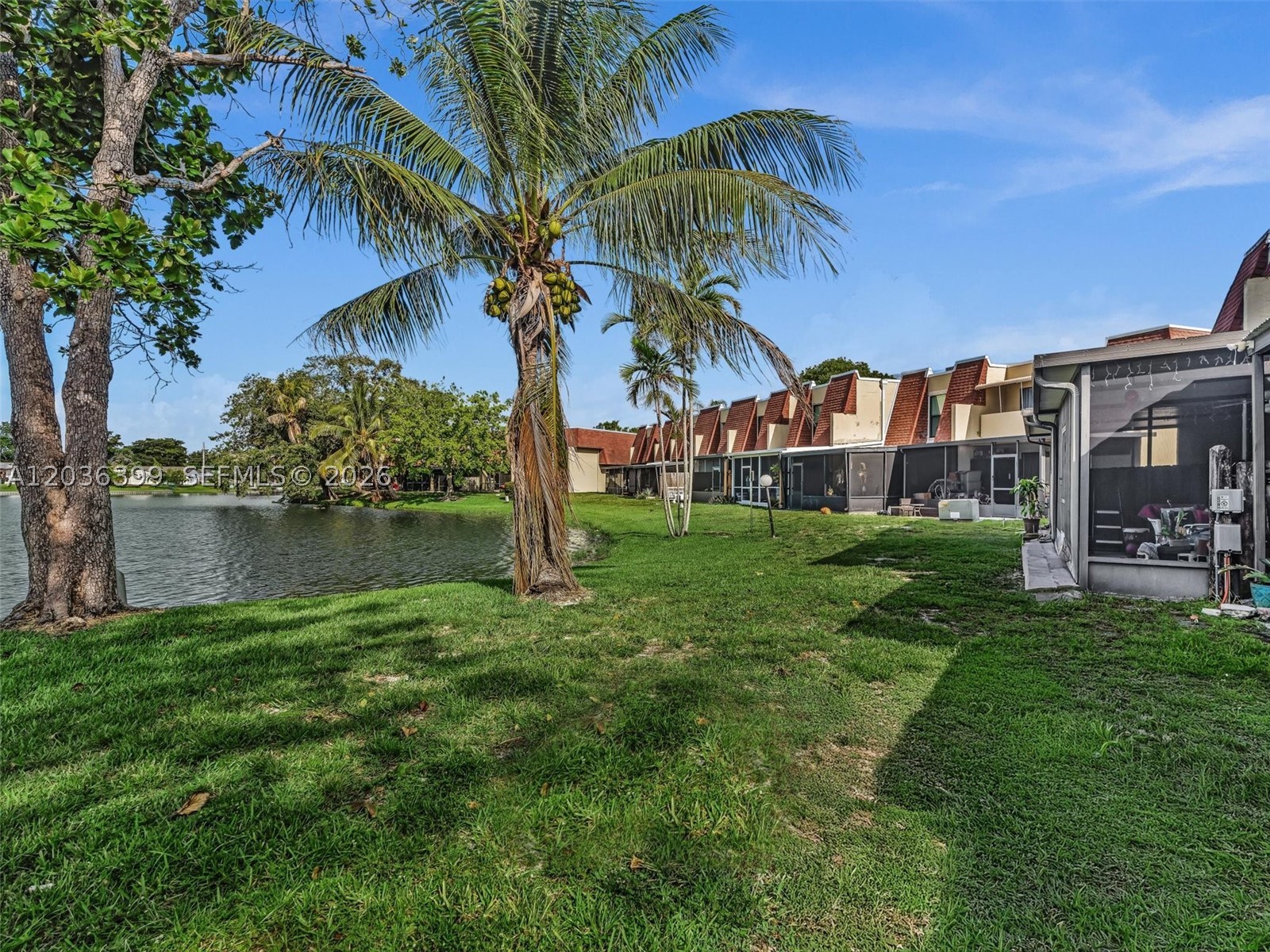 WESTVIEW CONDOMINIUM NO O - Residential