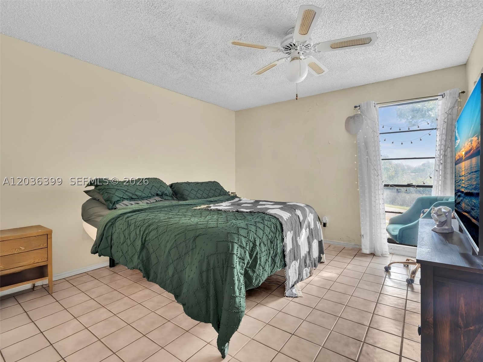 WESTVIEW CONDOMINIUM NO O - Residential