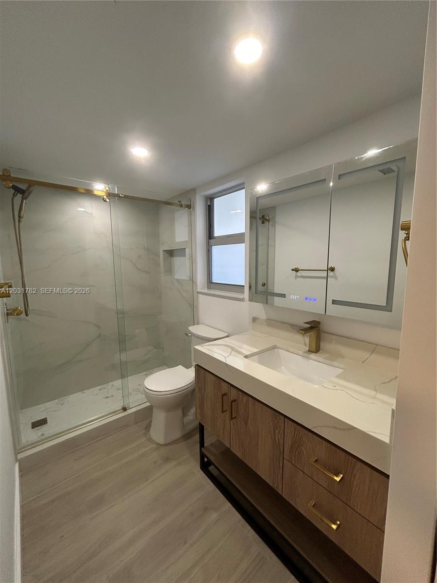 APPLEGREEN CONDO APTS 1 - Residential Lease