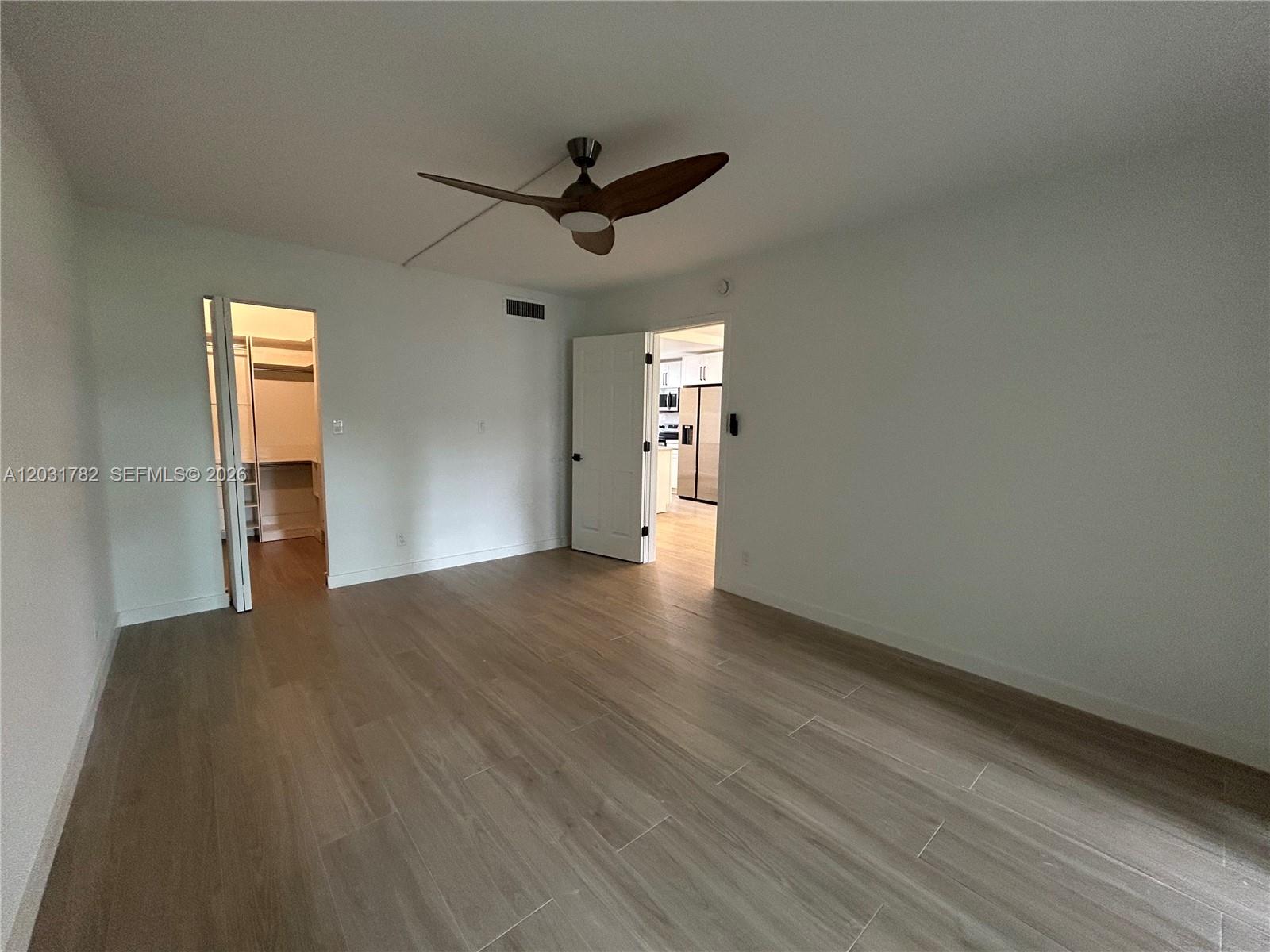 APPLEGREEN CONDO APTS 1 - Residential Lease