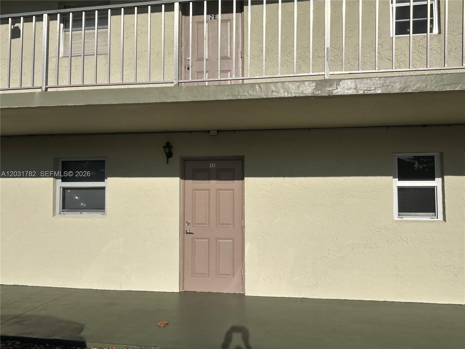 APPLEGREEN CONDO APTS 1 - Residential Lease