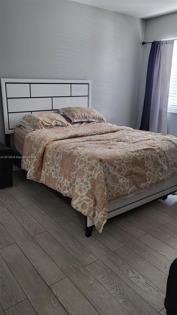 VILLAS AT EMERALD DUNES C - Residential