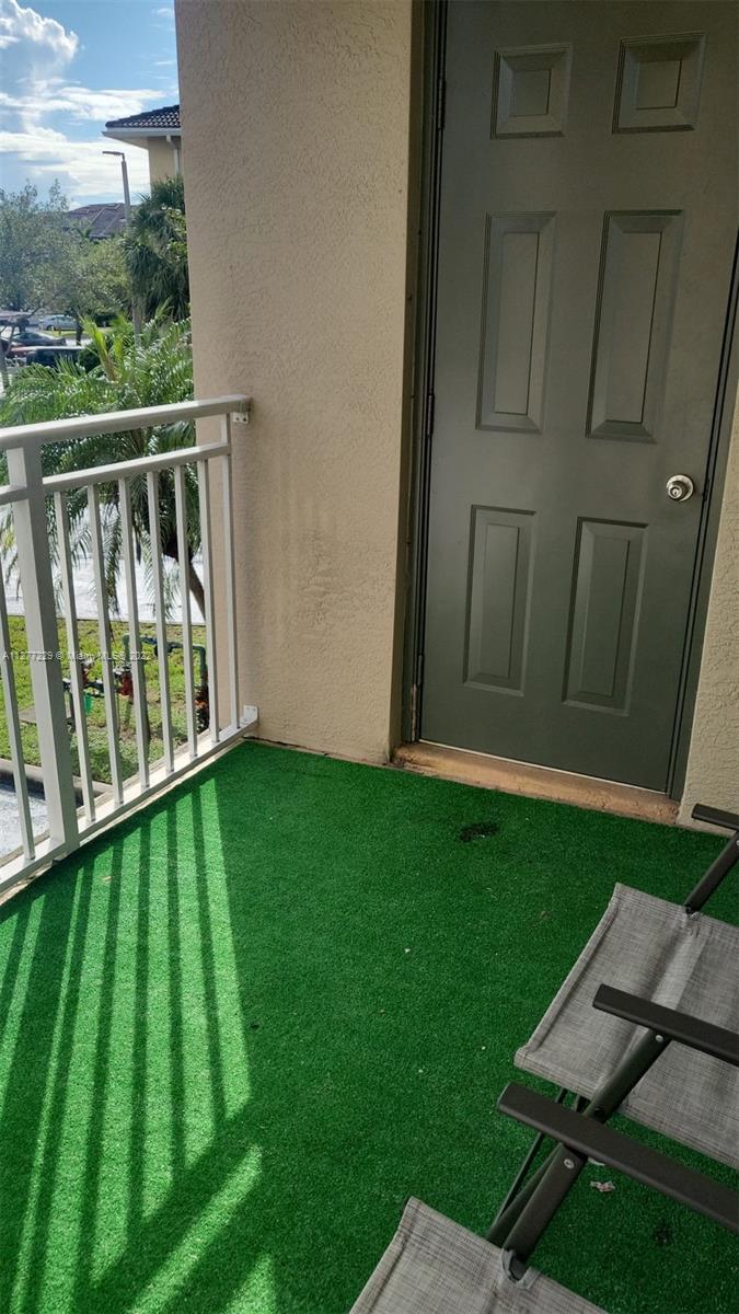VILLAS AT EMERALD DUNES C - Residential