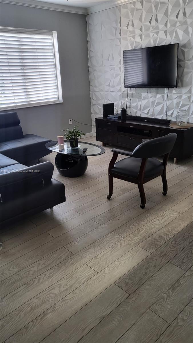 VILLAS AT EMERALD DUNES C - Residential