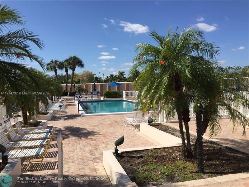 IMPERIAL POINT COLONNADES - Residential Lease