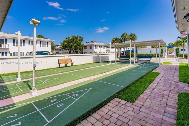 IMPERIAL POINT COLONNADES - Residential Lease