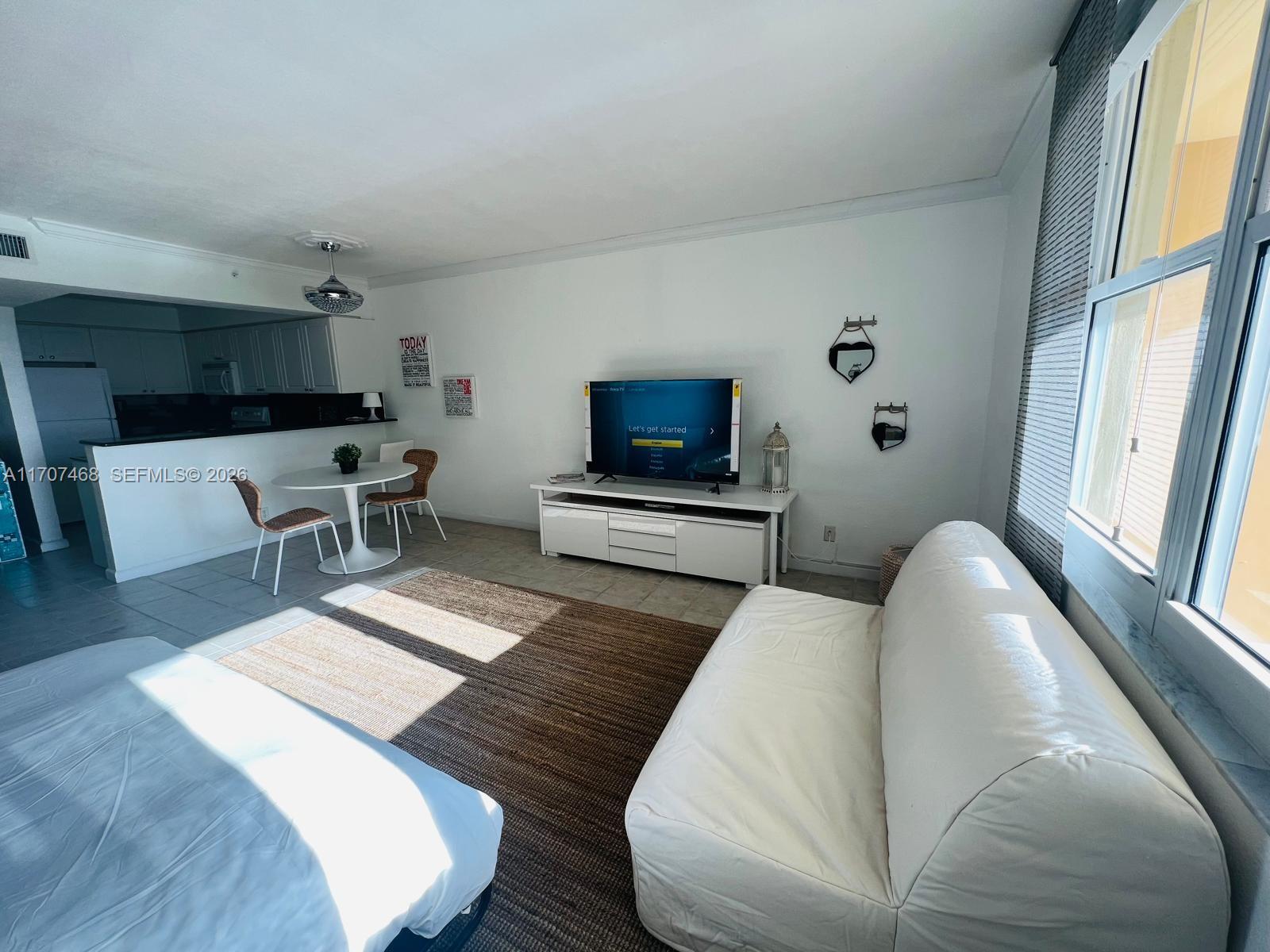 WAVE CONDO - Residential