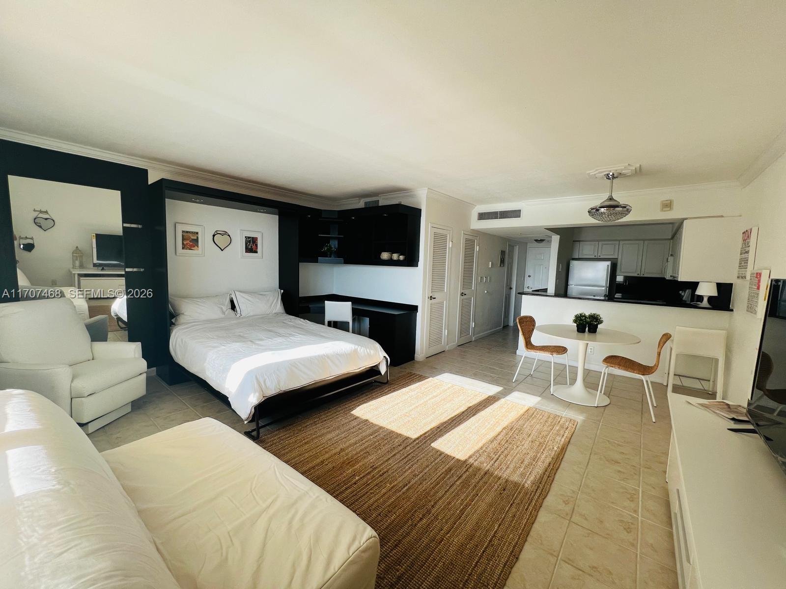 WAVE CONDO - Residential