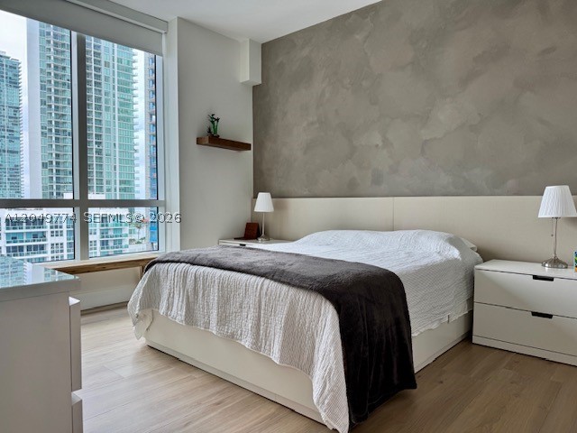THE CRIMSON CONDO - Residential