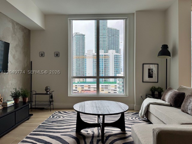 THE CRIMSON CONDO - Residential