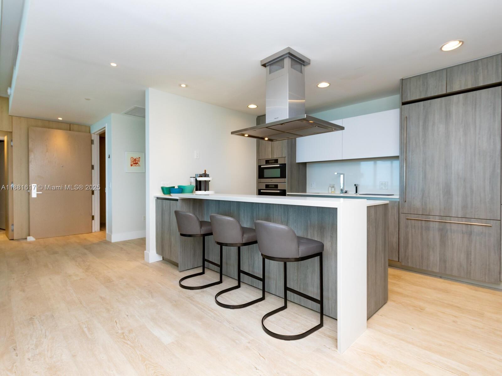 OCEANA KEY BISCAYNE CONDO - Residential