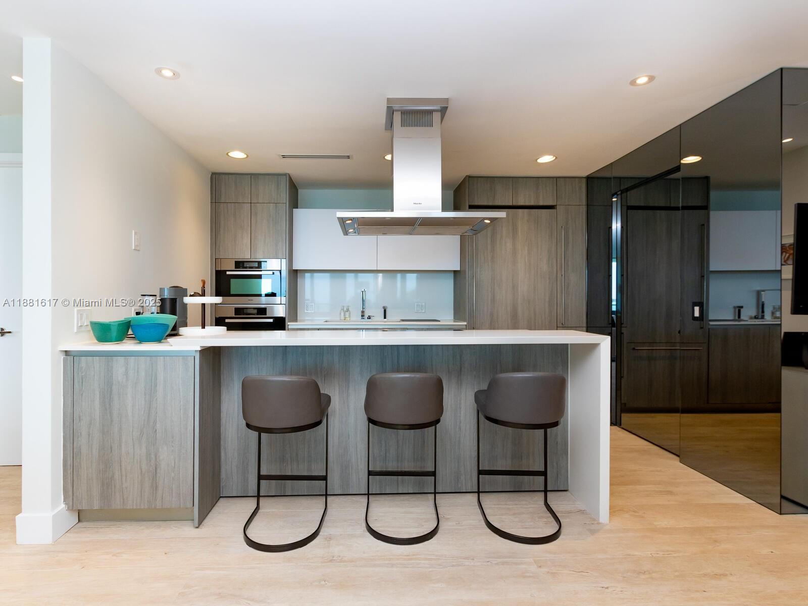 OCEANA KEY BISCAYNE CONDO - Residential