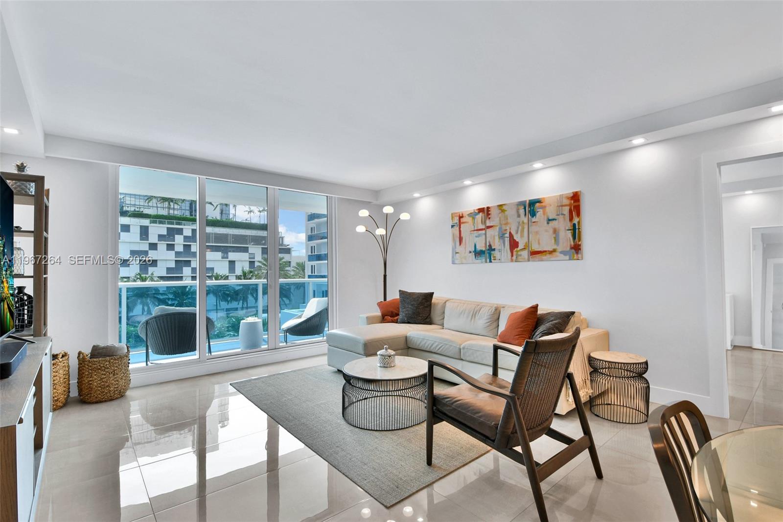 RONEY PALACE CONDO - Residential