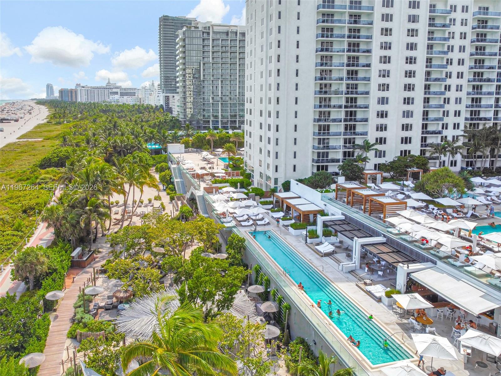 RONEY PALACE CONDO - Residential