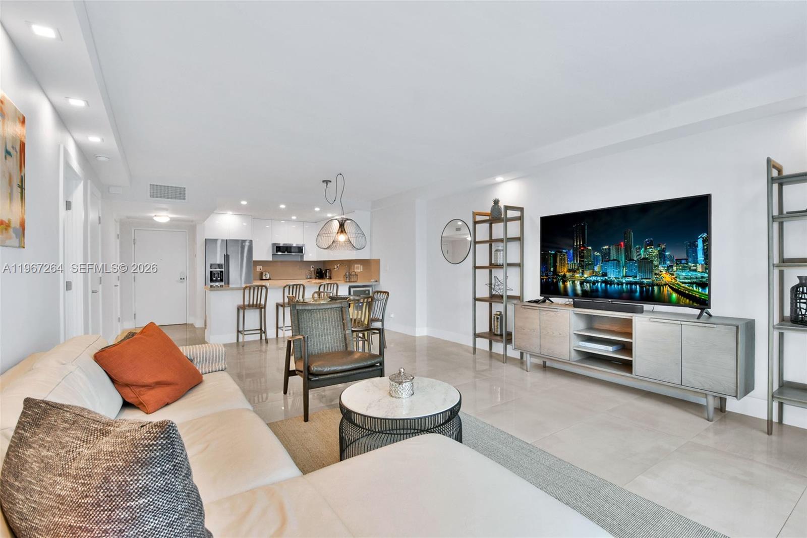 RONEY PALACE CONDO - Residential