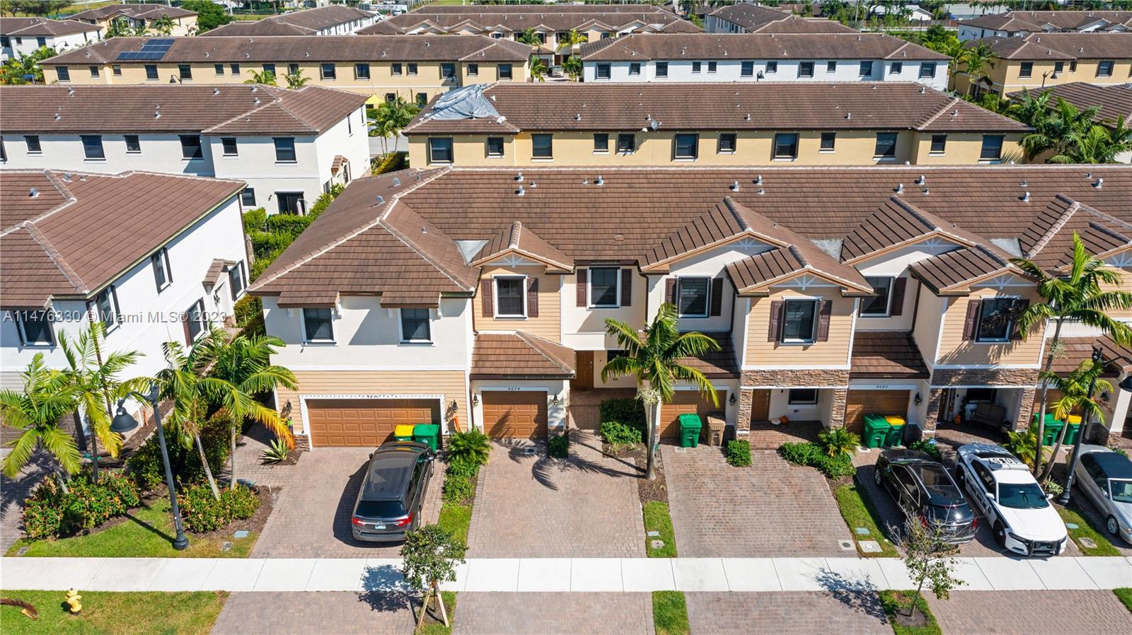 TROTTERS CHASE - Residential