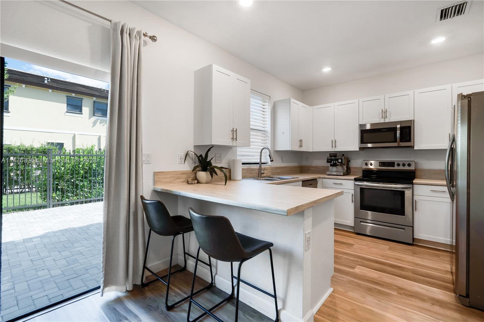 TROTTERS CHASE - Residential