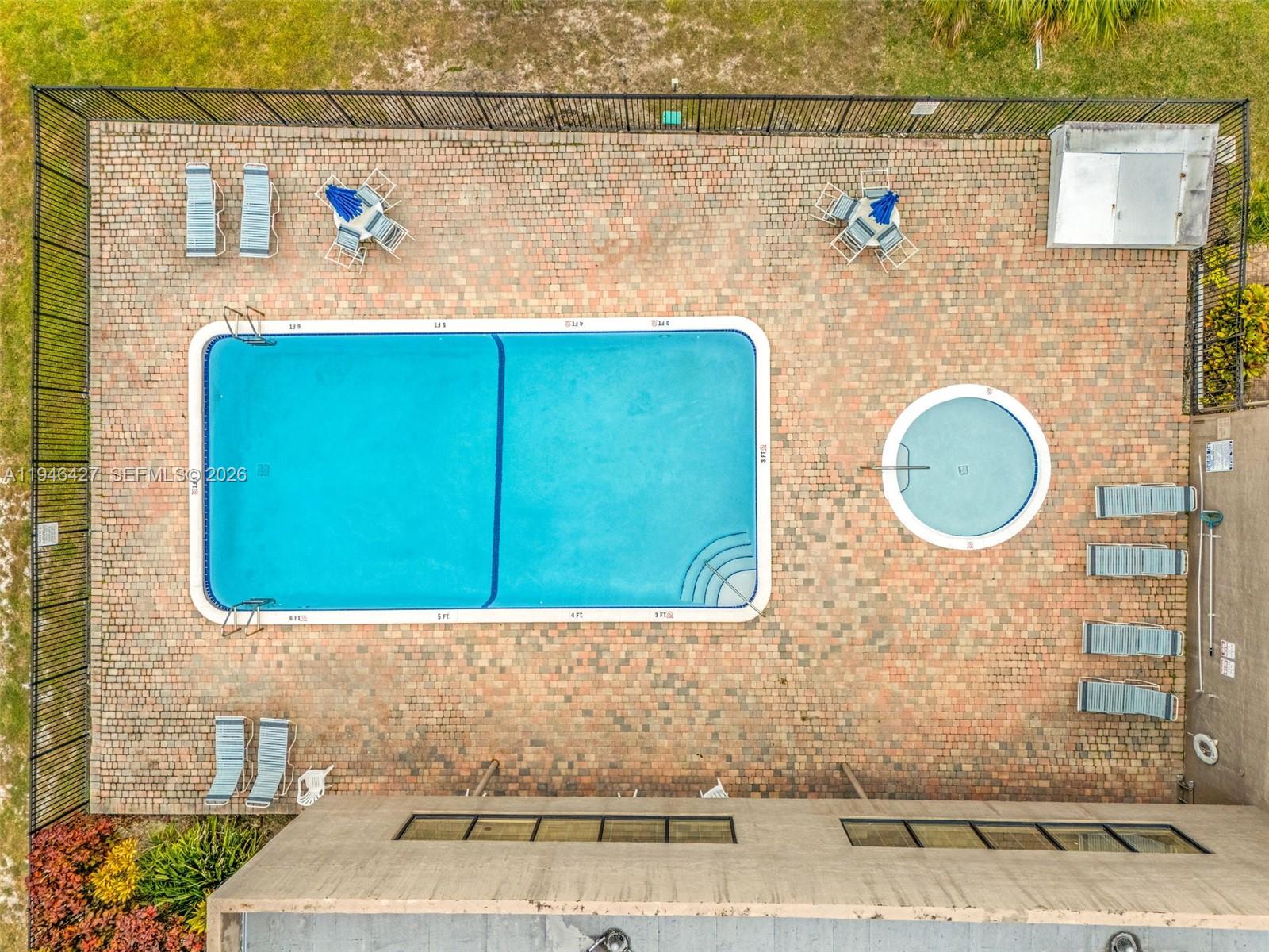 COUNTRY VILLAGE CONDO - Residential