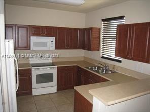 TUSCANY VILLAS WEST - Residential Lease