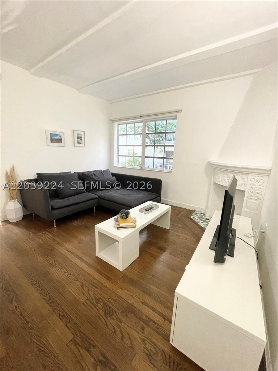 BEACHGARDENS CONDO - Residential Lease