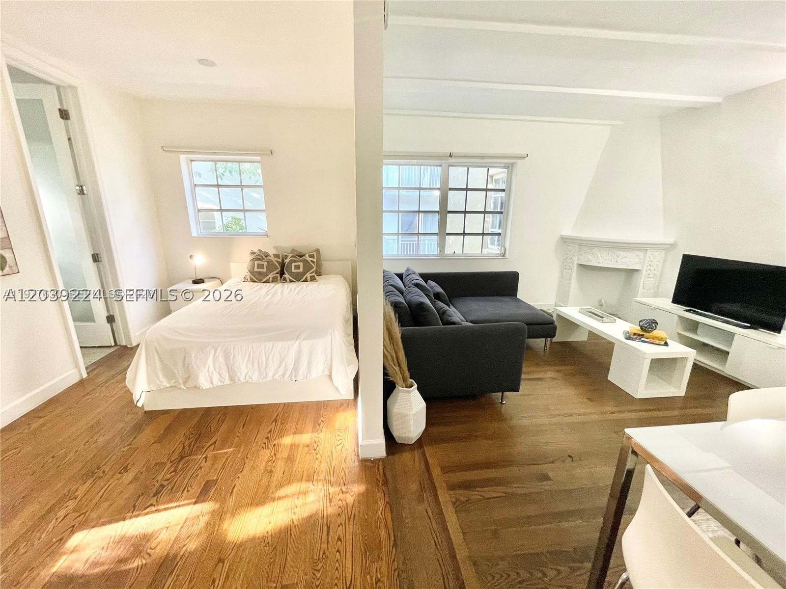 BEACHGARDENS CONDO - Residential Lease