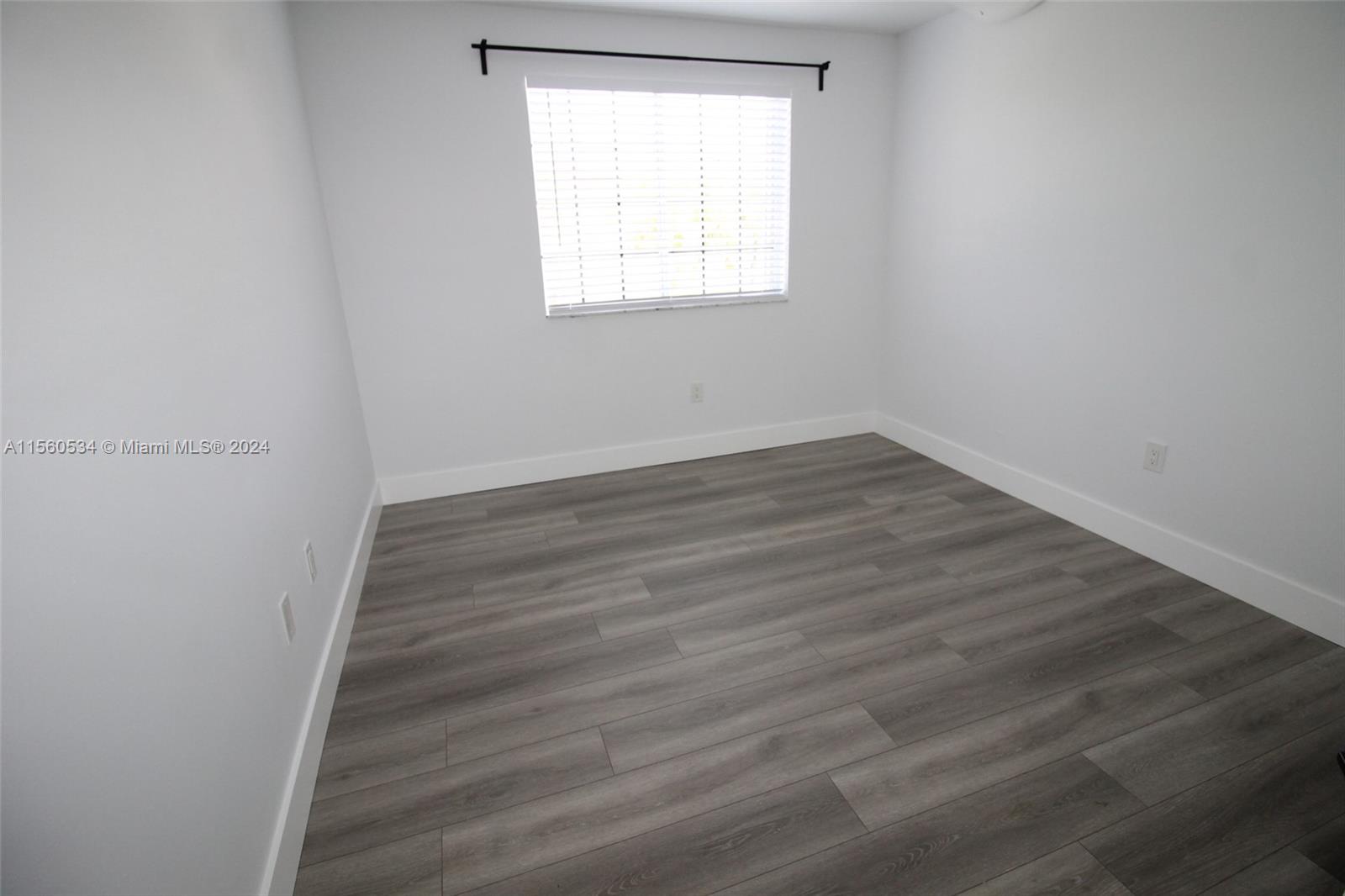 VISTA ALEGRE TOWNHOMES VI - Residential Lease
