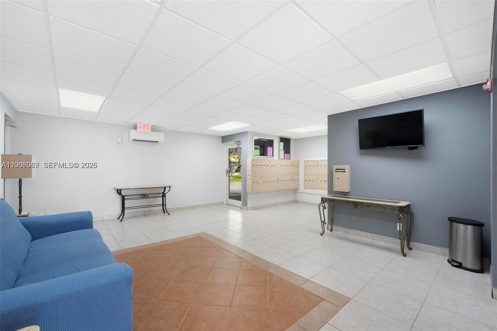 FAIRWAYS ROYALE CONDO - Residential
