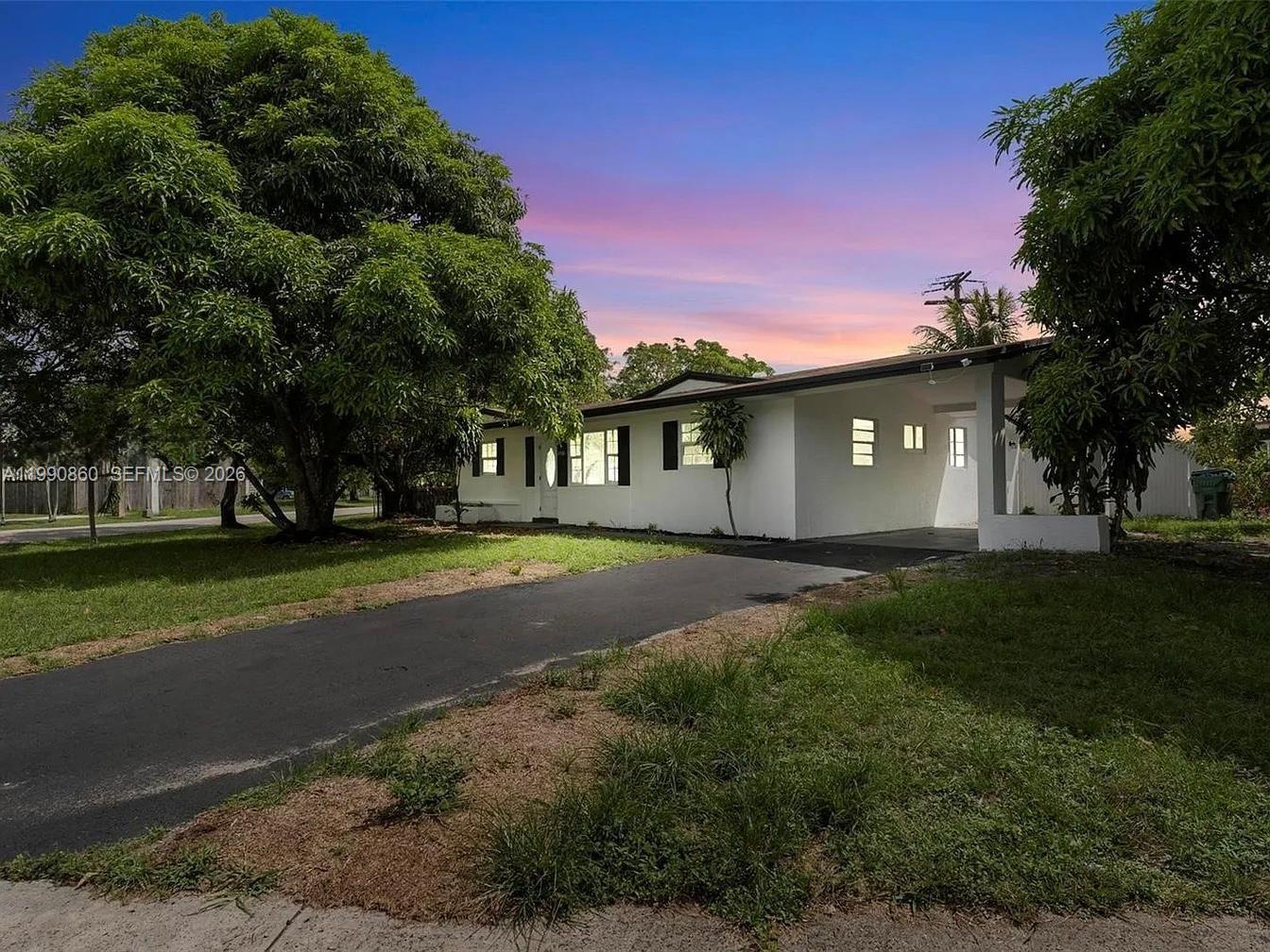 Beautiful brand-new home situated on a desirable corner lot! This property features a fully fenced yard with a modern aluminum fence, offering both privacy and style. Enjoy a spacious layout with an additional in-law quarters—perfect for extended family or generating extra rental income ??.

The oversized driveway provides plenty of space to accommodate multiple vehicles, including room for your RV or boat ????. Located in a family-friendly area with great schools, this home offers comfort, convenience, and investment potential all in one.

Move-in ready and designed for today’s lifestyle—don’t miss this incredible opportunity to own a versatile property with endless possibilities. Easy to show!